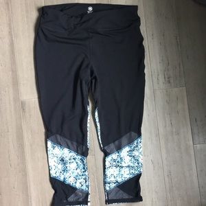 Pretty Gaiam leggings size large excellent